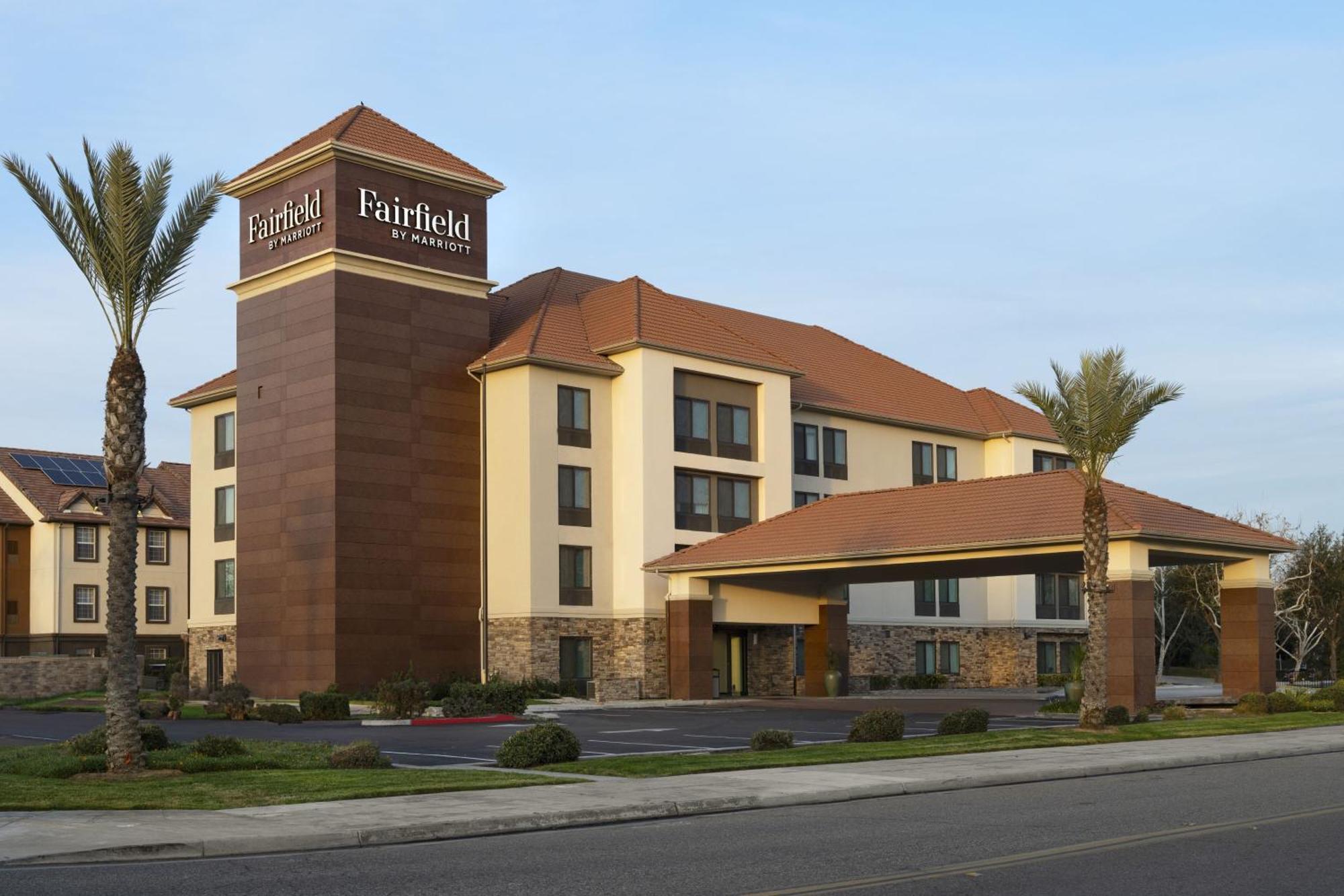 Hotel Fairfield By Marriott & Riverpark Fresno
