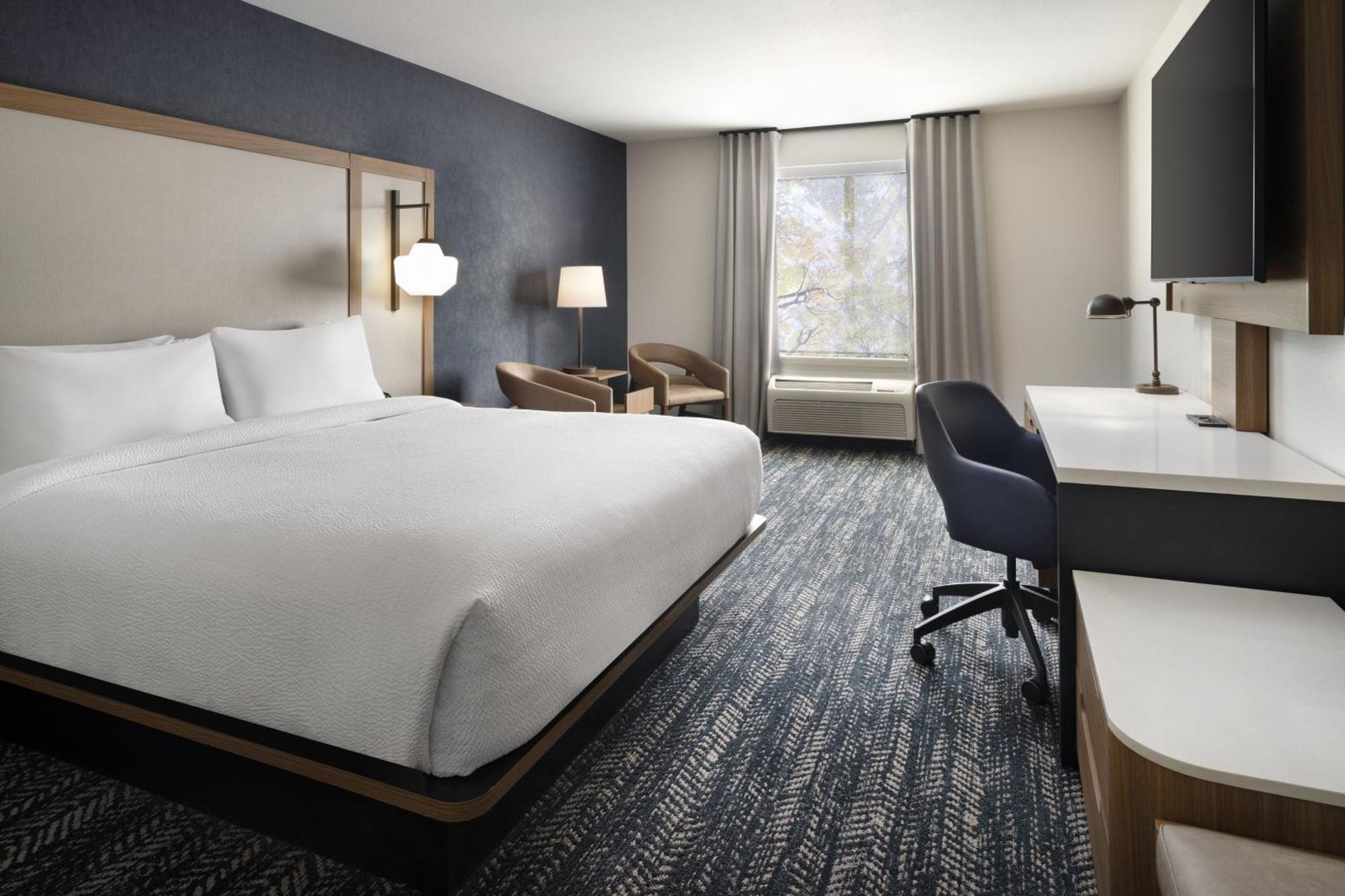 Fairfield By Marriott & Riverpark