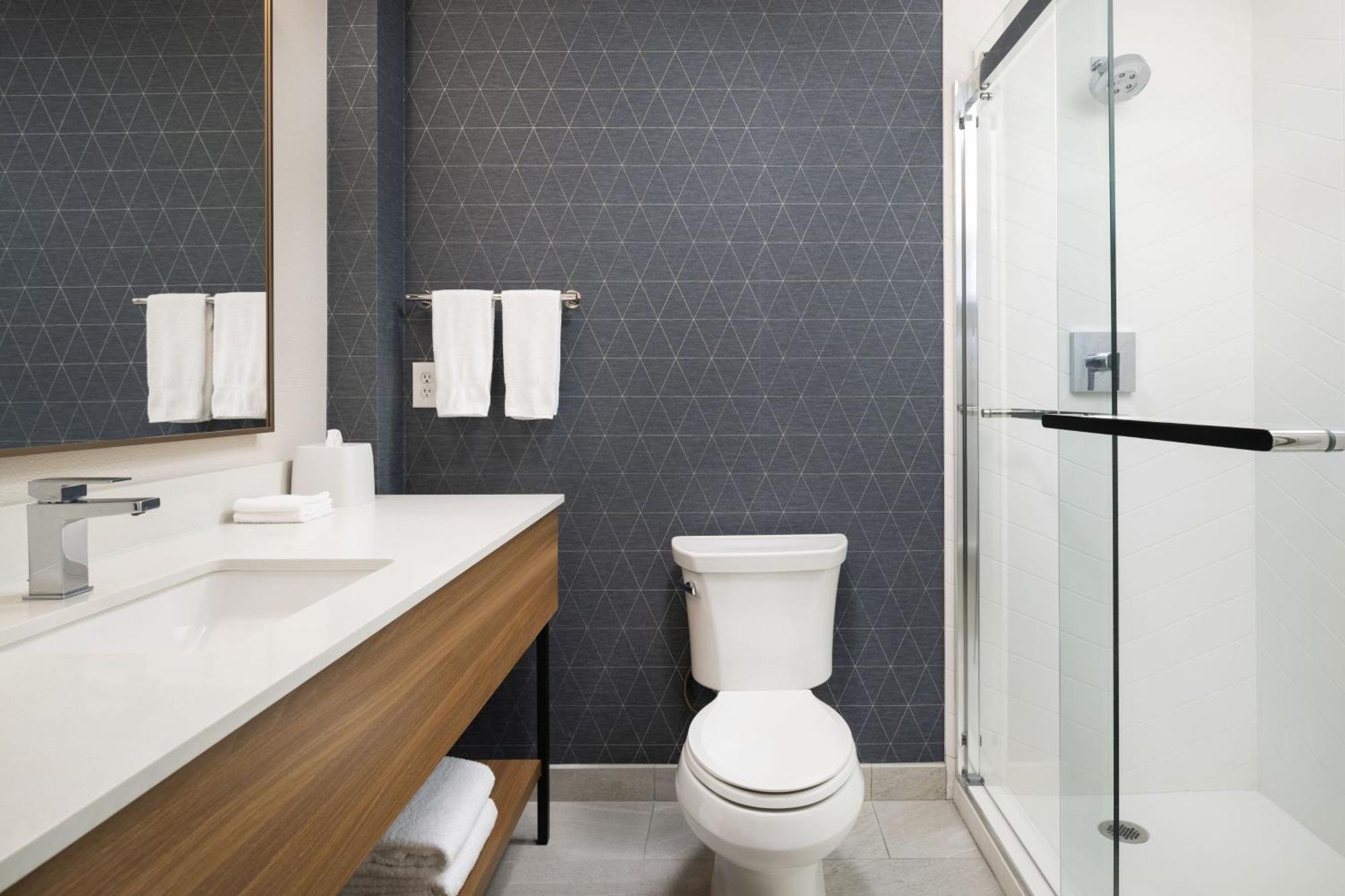 Fairfield By Marriott & Riverpark